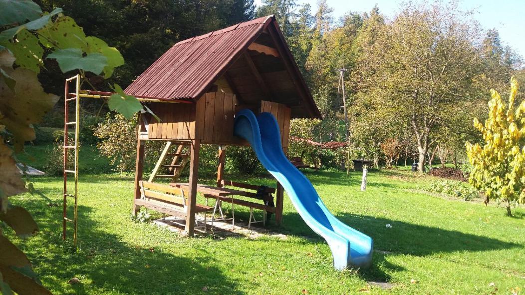 Appartment Bezenica Dobrova Exteriör bild